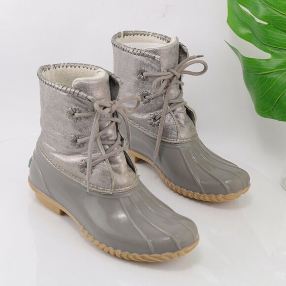 Jack Rogers Womens Hayley Duck Boot Size 8 Gray Silver Lace-Up Rubber Leather - Picture 3 of 12